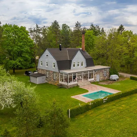 Holiday home Valgusmaja